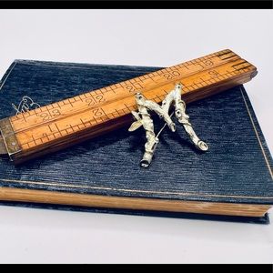 Vintage letter M initial brooch SARAH COVENTRY light gold tree branch stylized